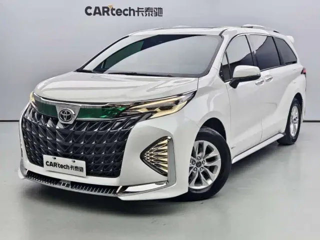 Фотография автомобиля — Toyota Granvia