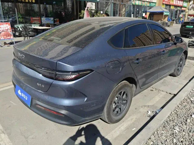 BYD Seal 05 DM-i — Фото автомобиля 3