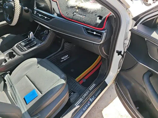 Chery Tiggo 8 — Фото автомобиля 19