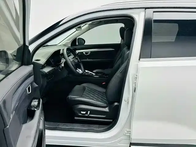 Wuling Asta — Фото автомобиля 7
