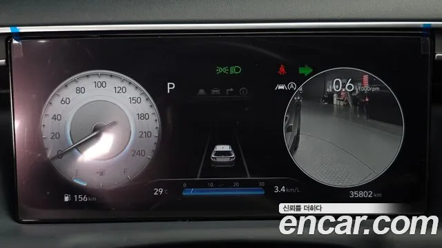Hyundai Tucson Tucson (NX4) Бензин 1.6 турбо 2WD — Фото автомобиля 6