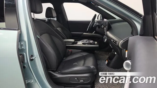 Genesis GV60 — Фото автомобиля 2