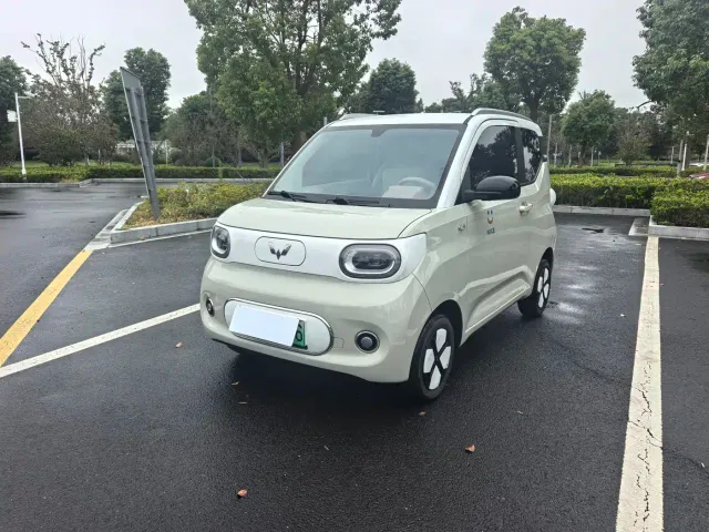 Фотография автомобиля — Wuling Hongguang Mini EV