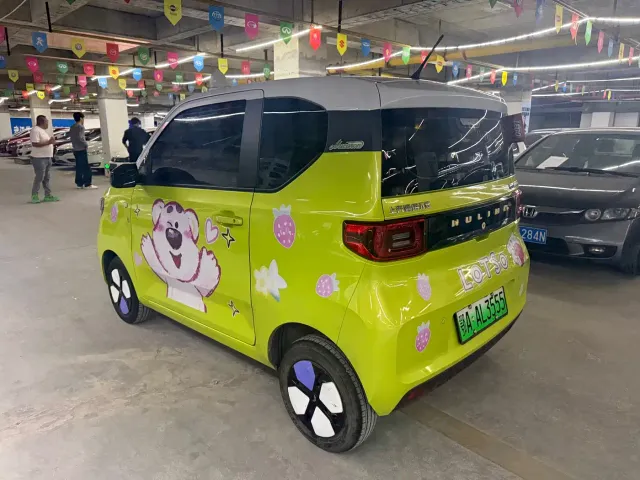 Wuling Hongguang Mini EV — Фото автомобиля 9