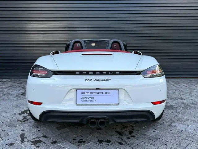 Porsche 718 — Фото автомобиля 7