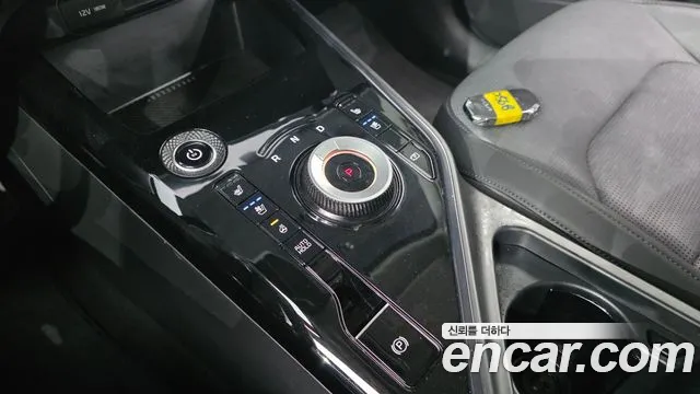 Kia Niro — Фото автомобиля 12