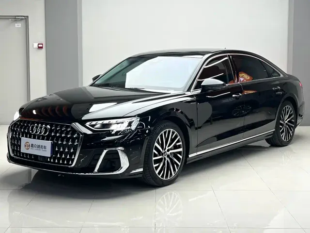 Audi A8 — Фото автомобиля 3