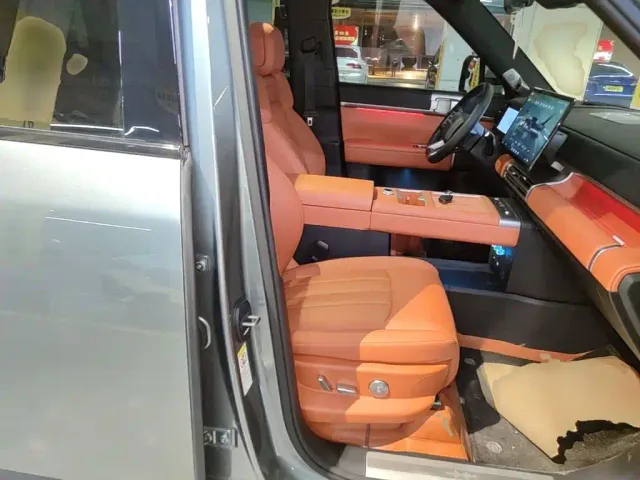 BYD FangChengBao Titanium 7 — Фото автомобиля 24