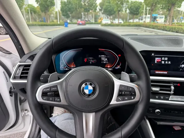 BMW 3 Series — Фото автомобиля 5