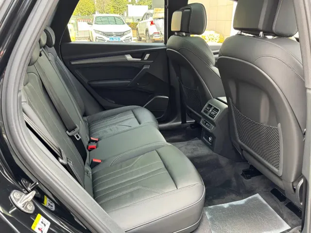 Audi Q5L — Фото автомобиля 30