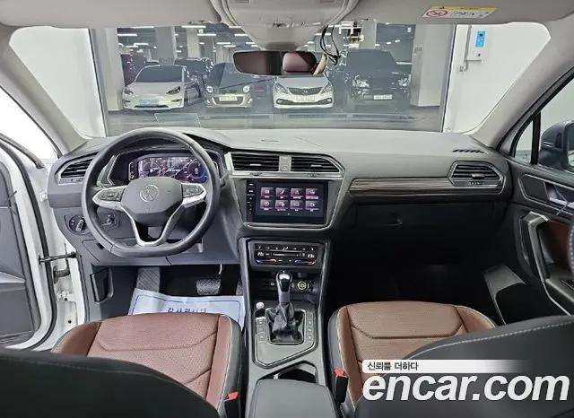 Volkswagen Tiguan — Фото автомобиля 7