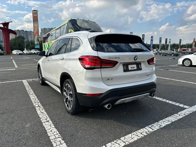 BMW X1 — Фото автомобиля 8