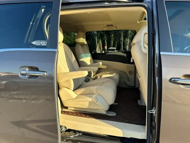 Buick Buick GL8 2023 Facelift Land Business Class Luxury — Фото автомобиля 19