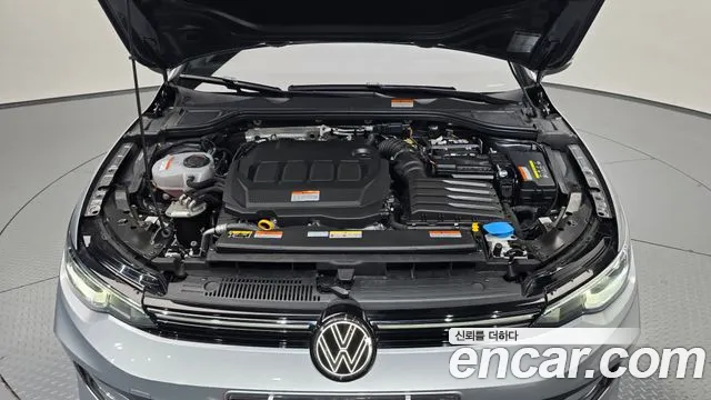 Volkswagen Golf Golf 8 поколение 2.0 TDI Prestige — Фото автомобиля 4