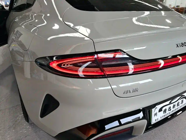 Xiaomi SU7 — Фото автомобиля 14