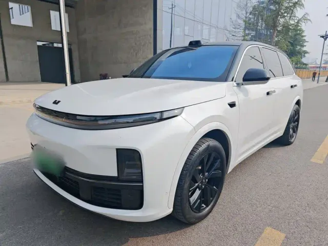 Фотография автомобиля — Li Auto L7