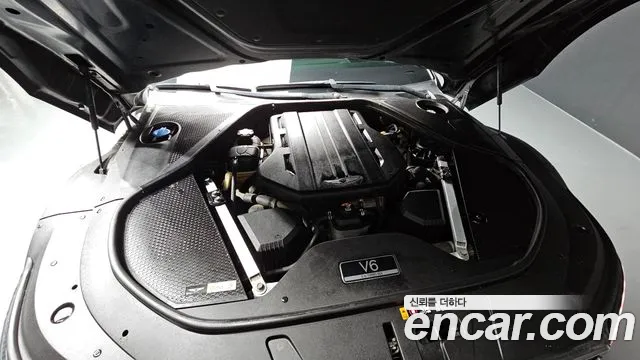 Genesis G90 Бензин 3.5 турбо AWD — Фото автомобиля 6