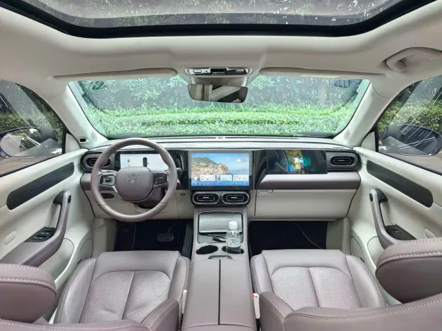 Leapmotor C11 — Фото автомобиля 7