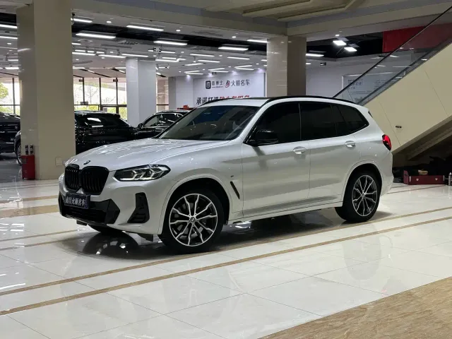 Фотография автомобиля — BMW X3