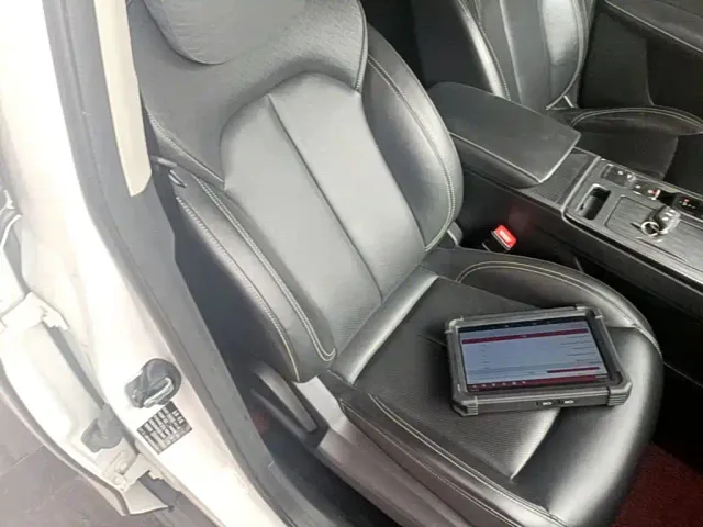 Roewe RX5 — Фото автомобиля 23