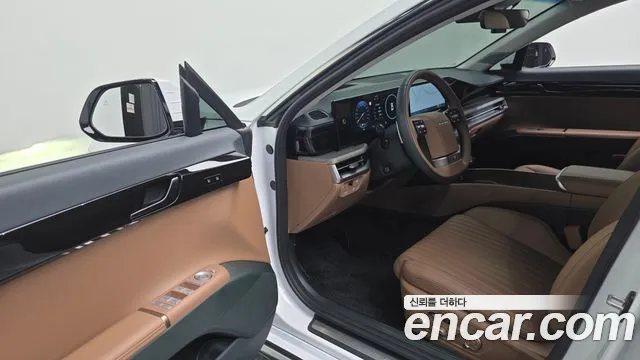 Hyundai Grandeur Grandeur (GN7) 2.5 Бензин 2WD — Фото автомобиля 11