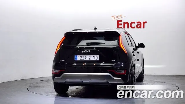 Kia Niro The All New Niro Signature — Фото автомобиля 4