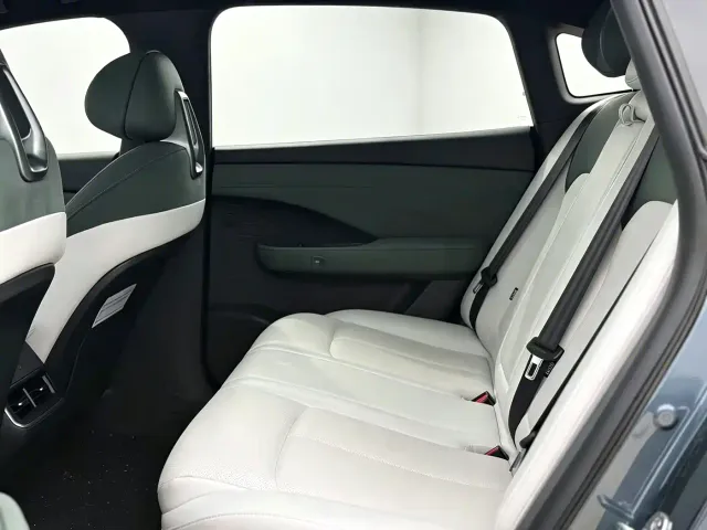 Nissan N7 — Фото автомобиля 7