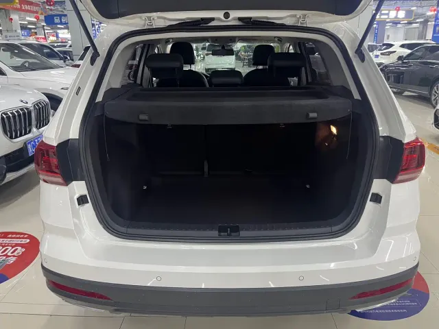 Volkswagen Tharu — Фото автомобиля 13