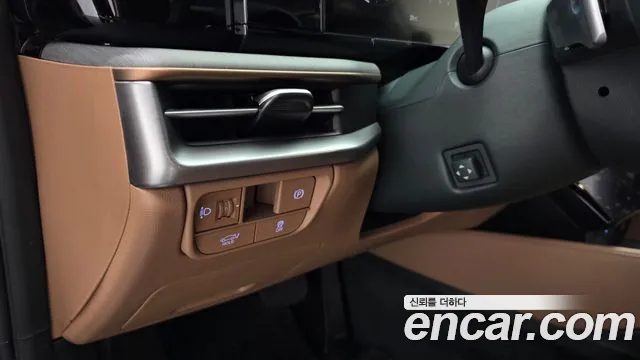 Hyundai Grandeur GN7 — Фото автомобиля 28