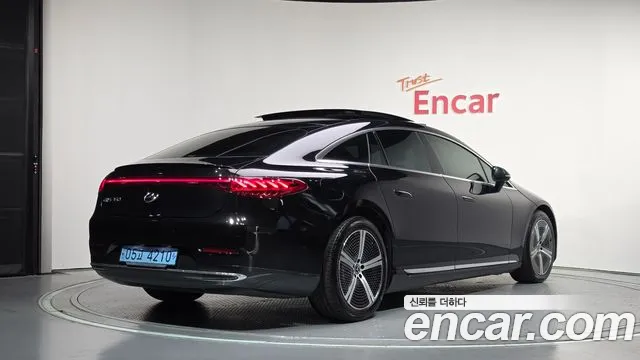 Mercedes-Benz EQS — Фото автомобиля 2
