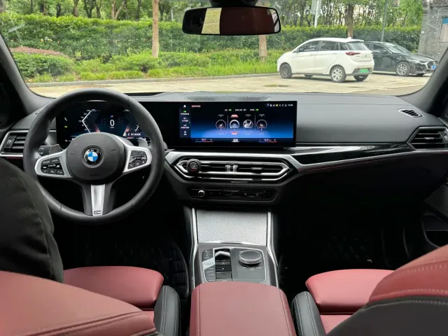 BMW 3 Series — Фото автомобиля 7
