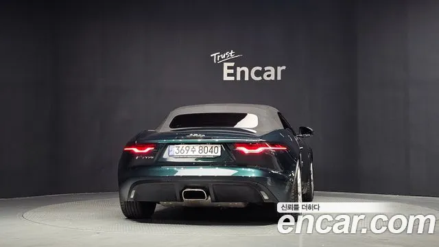 Jaguar F-TYPE — Фото автомобиля 4