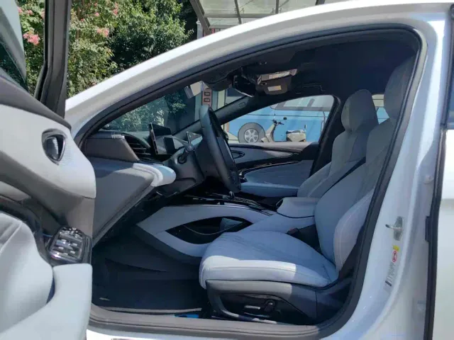 BYD Seal — Фото автомобиля 4