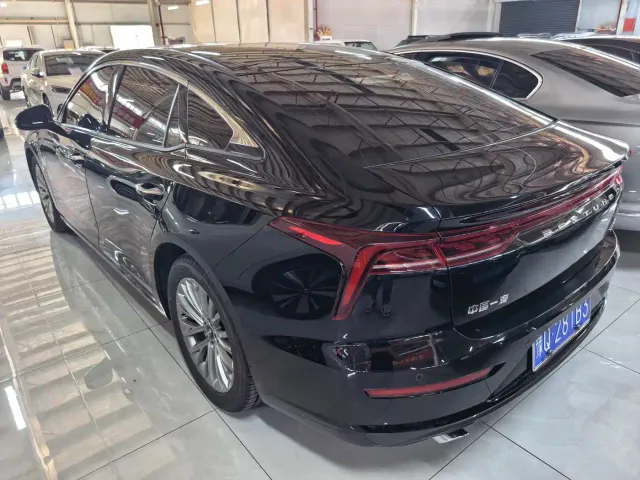 Bestune B70 — Фото автомобиля 13