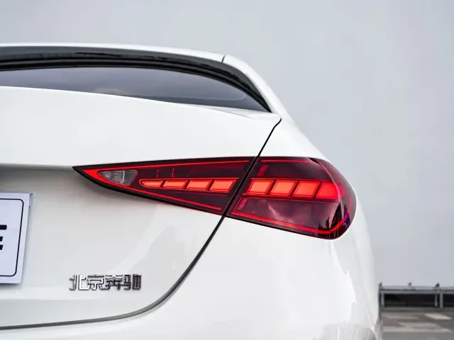 Mercedes-Benz C-Class — Фото автомобиля 21