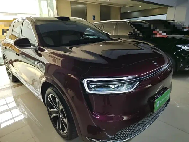 Aito M7 — Фото автомобиля 3