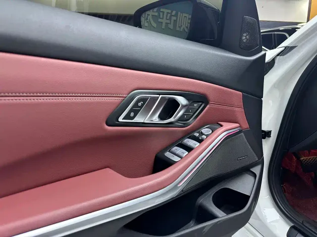 BMW 3 Series — Фото автомобиля 14