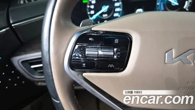 Kia K8 Hybrid — Фото автомобиля 22
