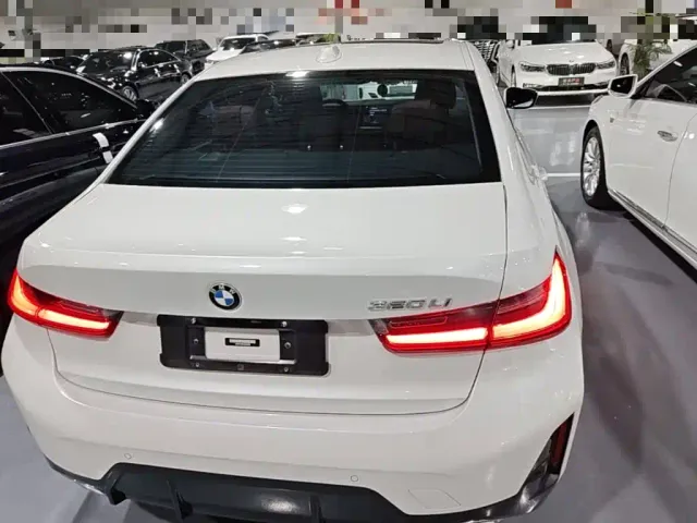 BMW 3 Series — Фото автомобиля 5