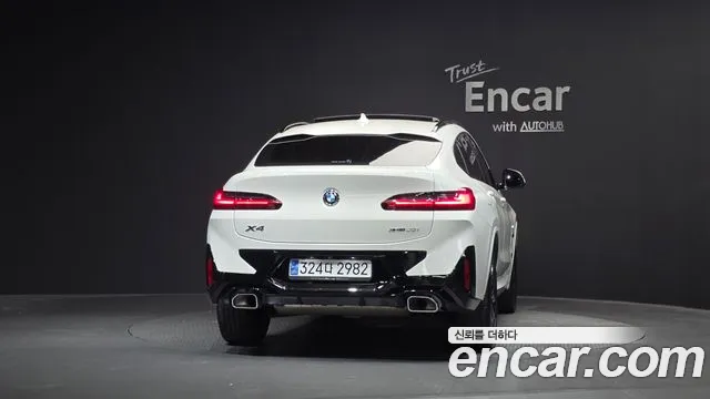 BMW X4 xDrive20i M Sport — Фото автомобиля 3