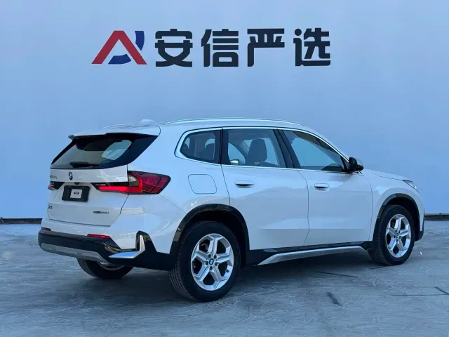 BMW X1 — Фото автомобиля 4