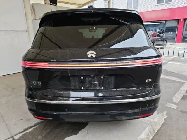 NIO NIO ES8 2025 Base Model — Фото автомобиля 5