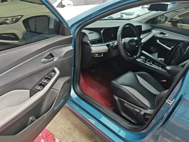Geely Binrui — Фото автомобиля 15