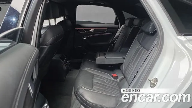 Audi A6 — Фото автомобиля 12