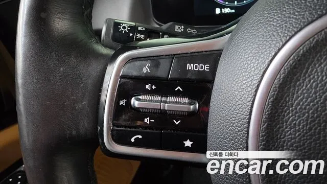 Kia Canival Carnival 4 поколение Бензин 9 мест Prestige — Фото автомобиля 11