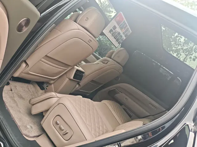 Li Auto Li L8 — Фото автомобиля 6