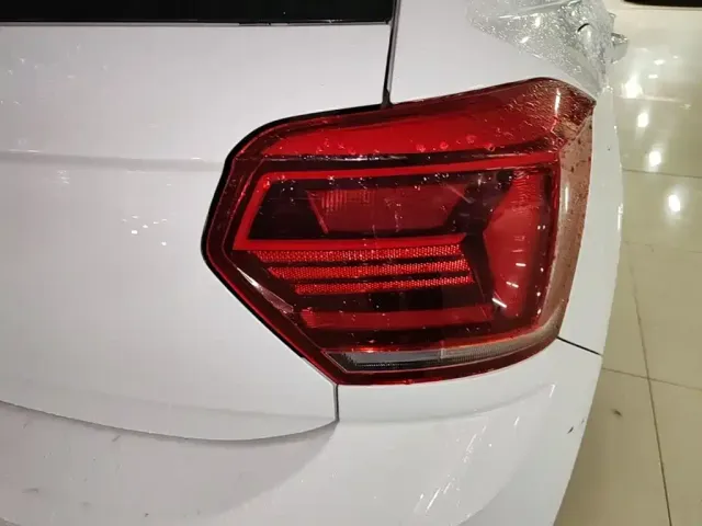 Volkswagen Polo 2023 Plus 1.5L Automatic Panorama Enjoyment Edition — Фото автомобиля 7
