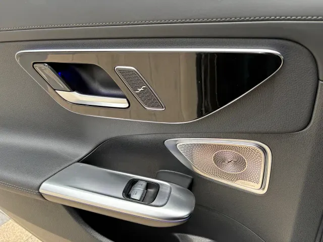 Mercedes-Benz C-Class — Фото автомобиля 13