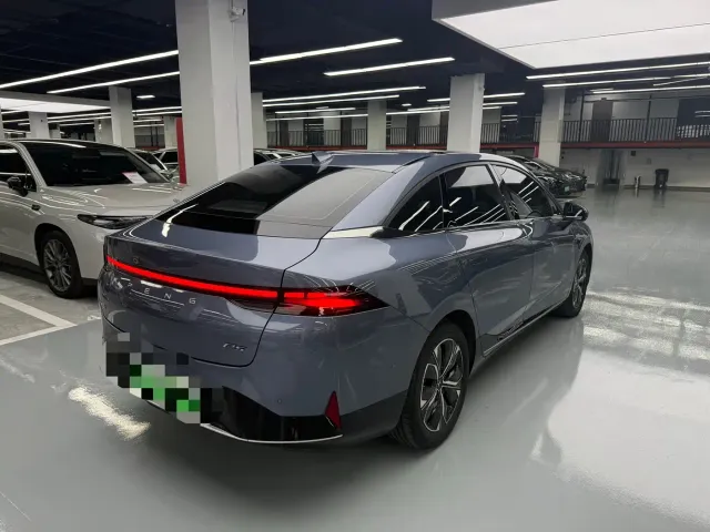Xpeng P5 — Фото автомобиля 17