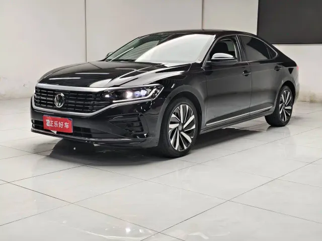 Фотография автомобиля — Volkswagen Passat